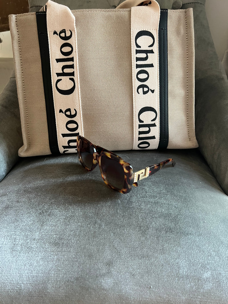 Oversized chic women’s sunglasses - leopard