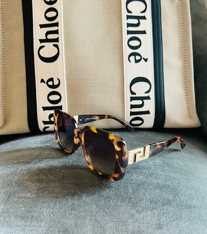 Oversized chic women’s sunglasses - leopard