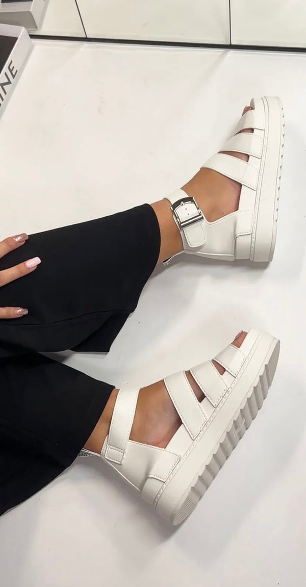 White Chunky DM style Gladiator