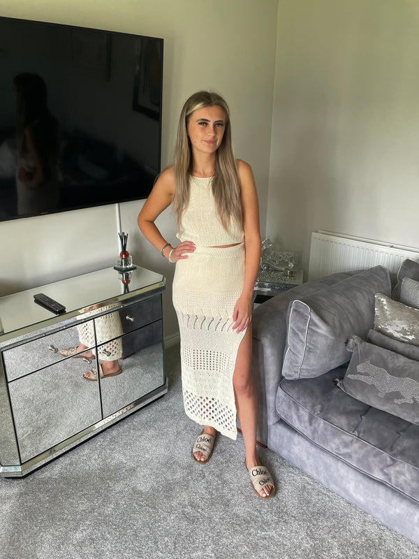 Beige crochet slit detail skirted co ord